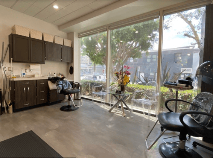 Beautiful, bright corner suite at Sola Salon in | Salon Renter